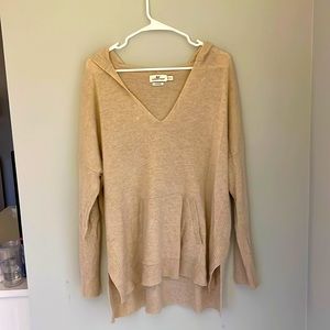COPY - Vineyard Vines Hooded Cashmere Sweater
